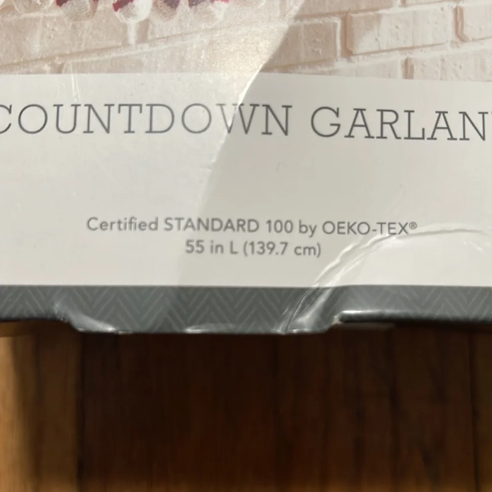 Threshold countdown garland.